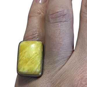 Sterling Silver stamped 925 Vintage Baltic butterscotch yellow Amber ring